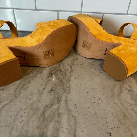 Dolce Vita Mustard Suede Platform Heels - Picture 5 of 5
